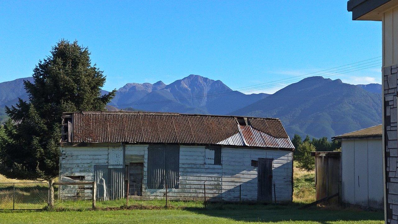 Wairau Valley Home